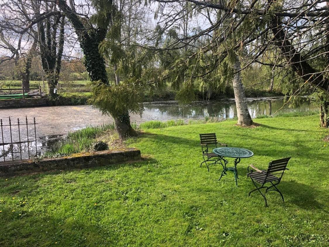 Le Domaine Du Moulin Foulon Ξενοδοχείο Essay Εξωτερικό φωτογραφία